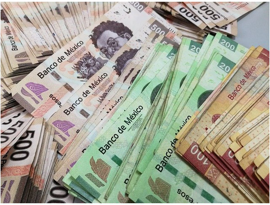 Así es la subasta de billetes falsos en las redes sociales en México